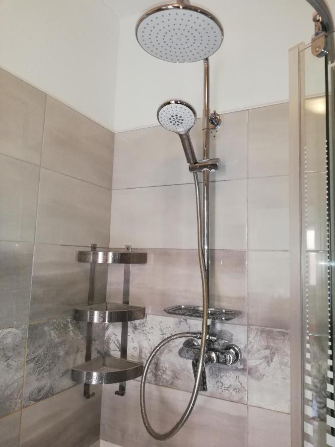 Apartman Postira Rot Exterior foto